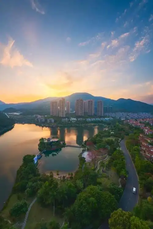 10月4日惠安版【海丝电影小镇】 聚龙小镇休闲一日游