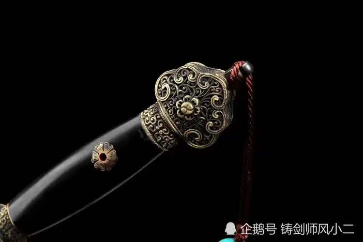 纯铜镂空精雕,做旧-28寸神龙剑