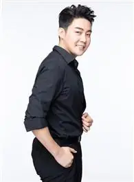 中文名:张英席英文名:暂无简介:张英席,中国内地男艺人,参与录制《声