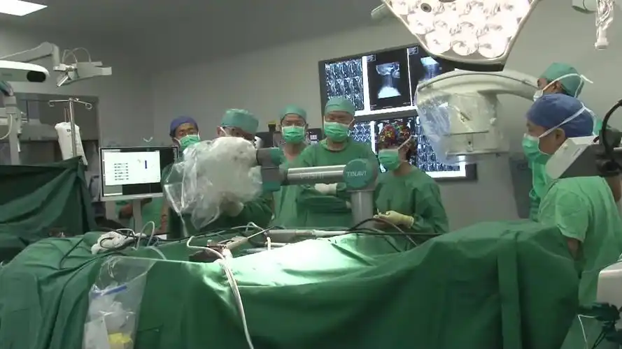 手术医院医疗医生手术台实拍素_1920x1080_高清视频