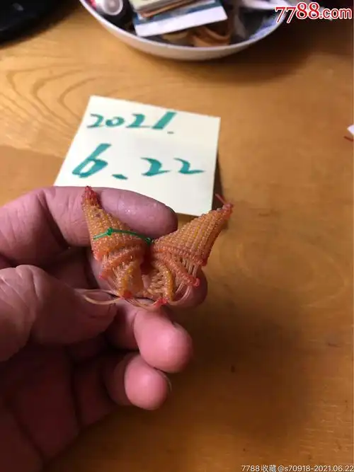 早期输液塑料管编的蝴蝶