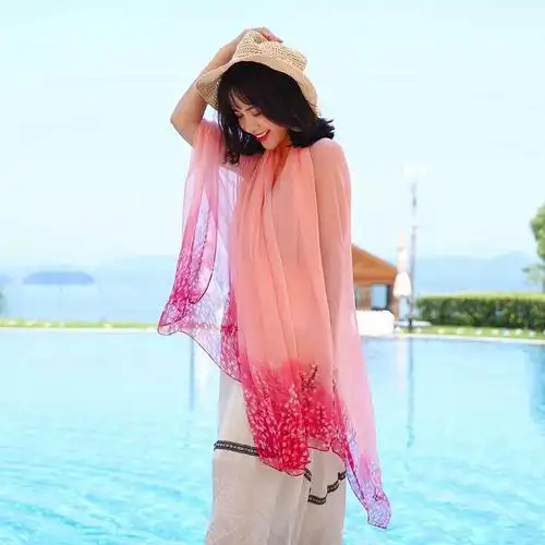 新款海边丝巾女春夏季长款百搭防晒沙滩巾披肩桑蚕丝围巾真丝纱巾绚丽