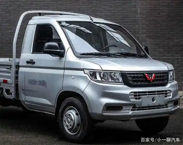 五菱荣光新卡双后轮版上市,搭载1.8l汽油动力,售价5.98万起