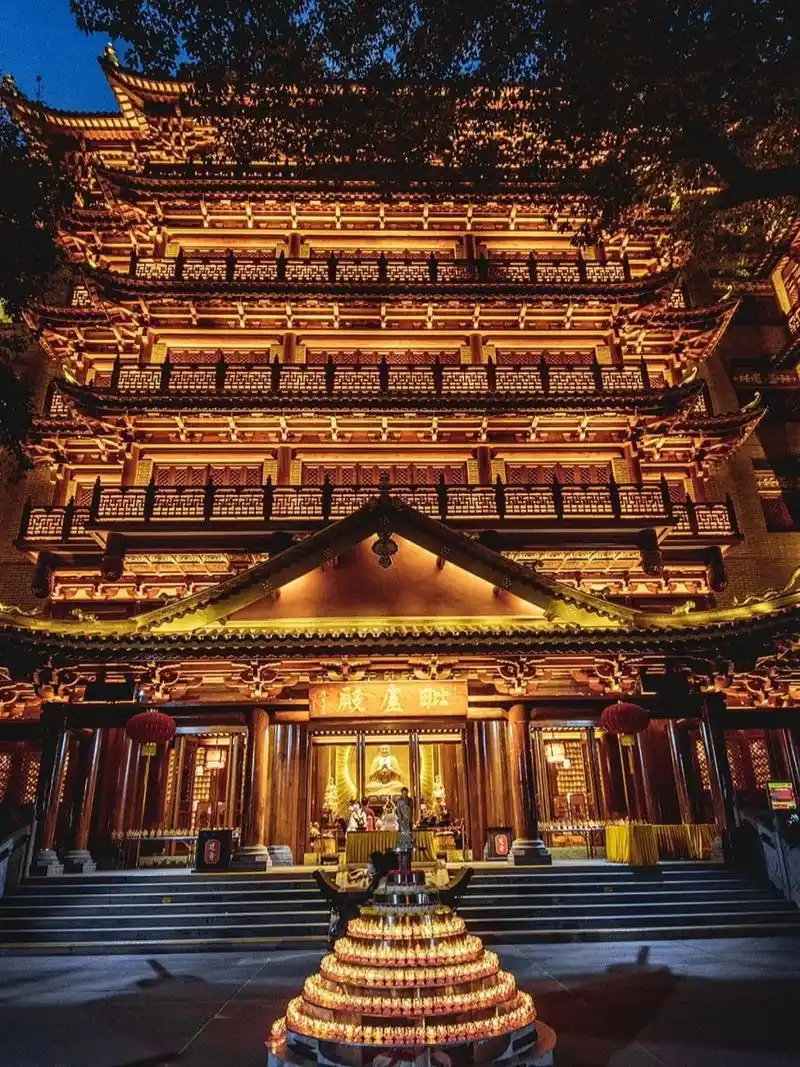 广州大佛古寺9696闹市里的灯火阑珊处 走在熙熙攘攘的的北京路