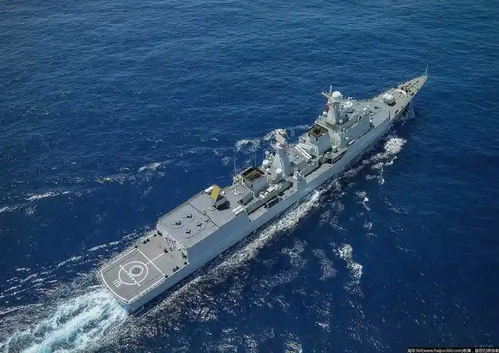 056型轻型护卫舰为什么不设置直升机库?