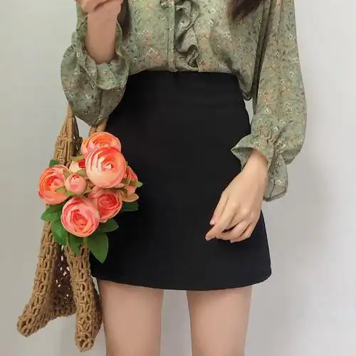 春韩国气质黑色高腰百搭a字裙纯色显瘦包臀短裙职业西装半身裙女