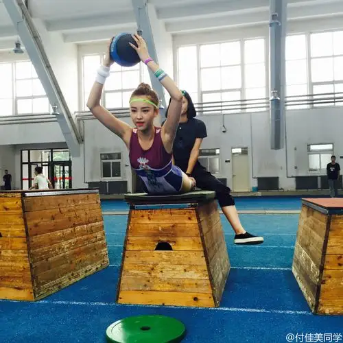 北体校花付佳美新照 令人过目不忘