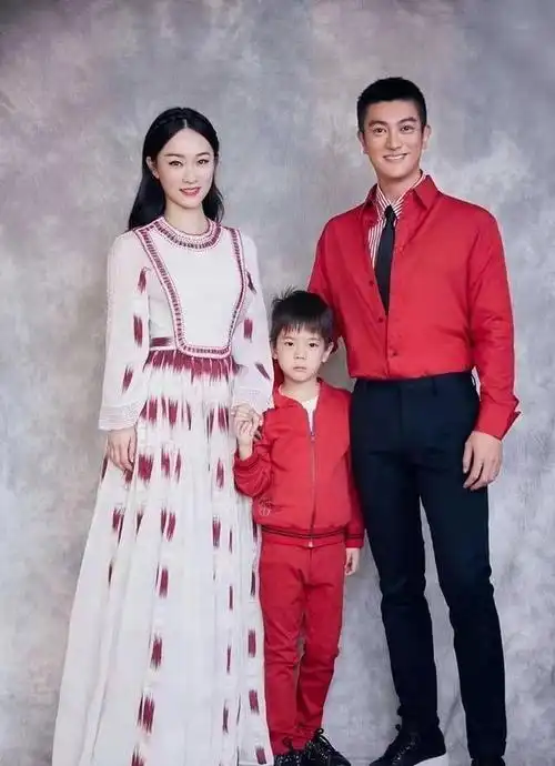 回顾10年婚姻,从秀恩爱到人设造假,好老公杜江对霍思燕还有爱吗