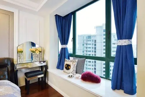 132㎡时尚混搭风飘窗装修效果图