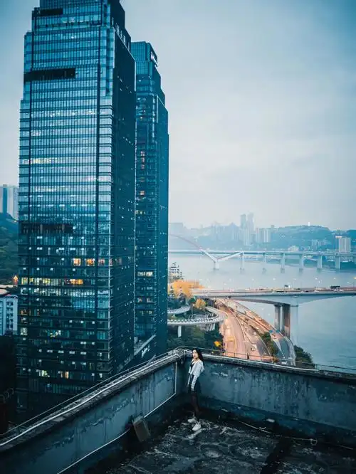 听说长江国际18楼是好多女孩子的梦