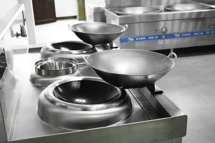 正鹏厨房设备厂经营理念:众所周知,如今国度鼎力支持环保,自然气,煤气