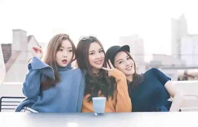 出游收藏:旅游摆拍的一百种姿势(图27)