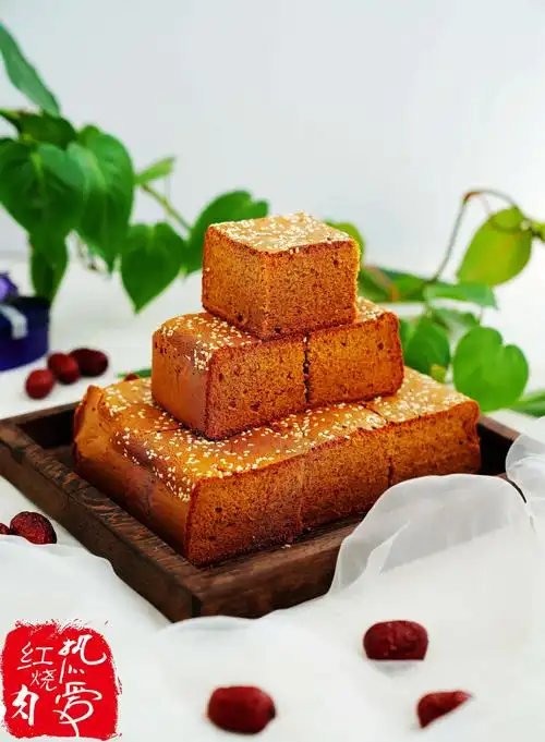 六个鸡蛋外加二两红枣网红枣糕教你在家做起来制作简单零失败