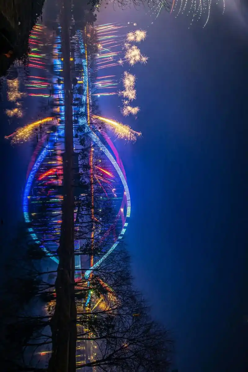 火树银花不夜天,春节之虞美人大桥夜景,原创摄影作品(灵璧). - 抖音