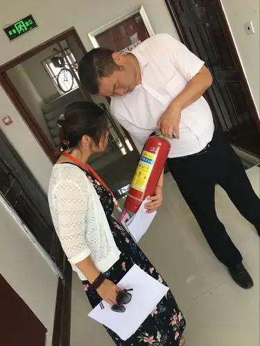 广场南路社区开展高层住宅消防安全大检查 - 美篇