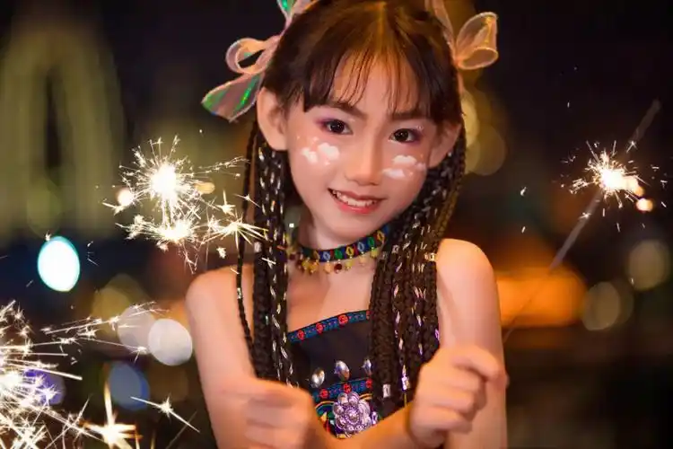 小宝在西双版纳拍的哈尼宝贝太绝了