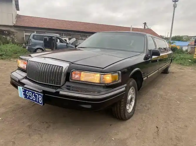 林肯礼宾车加长85米价格