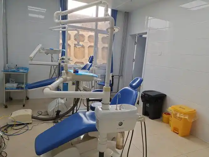 牙牙乐口腔有限公司已正式于化隆县中医院成立口腔科