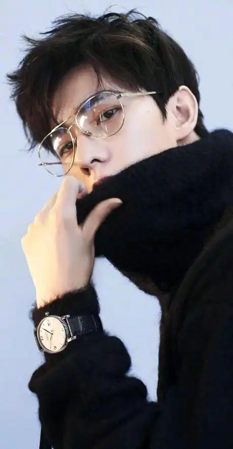 哪个男明星最帅受欢迎(国内颜值高的10大明星排名盘点)-四五百科