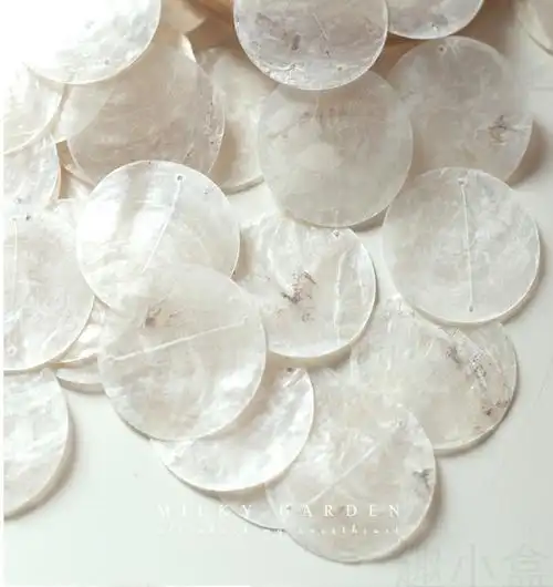 捕梦网北欧ins贝壳云母风铃儿童房装饰挂件墙壁装饰吊饰月亮23片