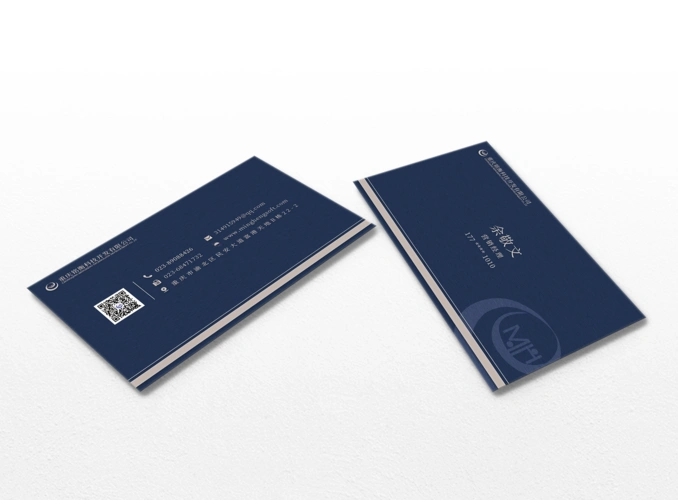 深蓝色医疗科技公司名片|平面|其他平面|琴琴的设计师梦想 - 原创作品