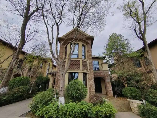 【10图】黄龙溪谷临山顶独栋别墅视野开阔 私家花园可变空间可做两层