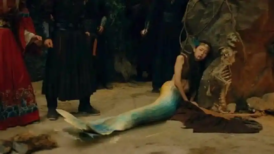 暗黑成人版的美人鱼,简直是毁童年,实在太重口味了!