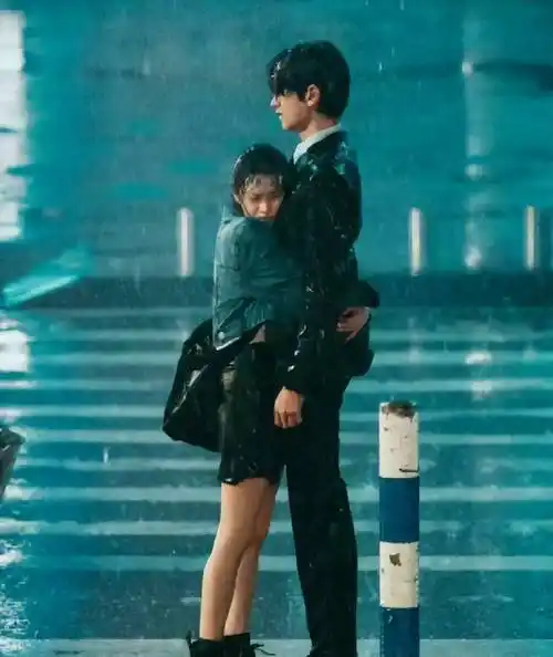 《脱轨》明明能成为神剧,却一点也不火,这可怪不了刘浩存!