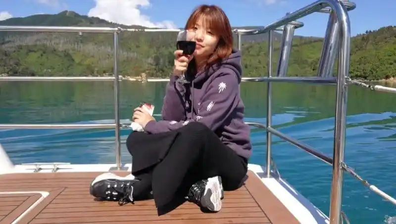 新西兰之旅四,美丽的夏洛特女王峡湾,布兰卡特葡萄酒庄.