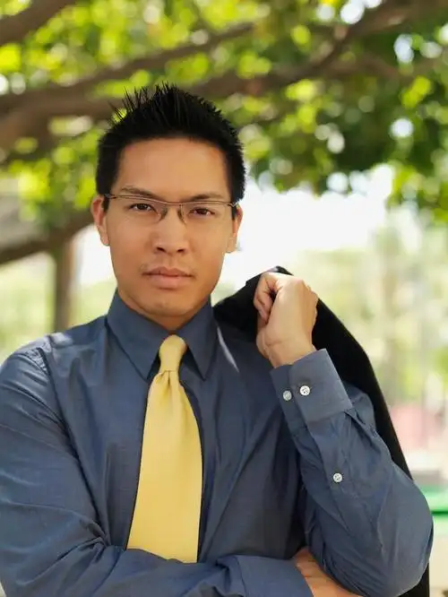 我想通过这篇文章,与大家分享一个成熟男性的生活经历与成长.