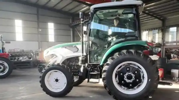 12加12梭式换挡全款52800在当今的农业机械市场中,拖拉机作为重要的