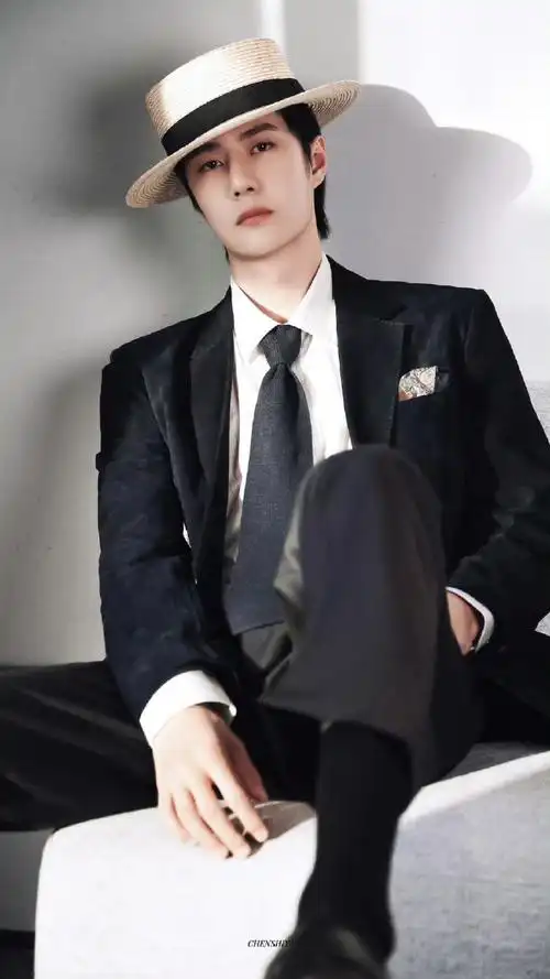 新华社发的肖战王一博##未来可期