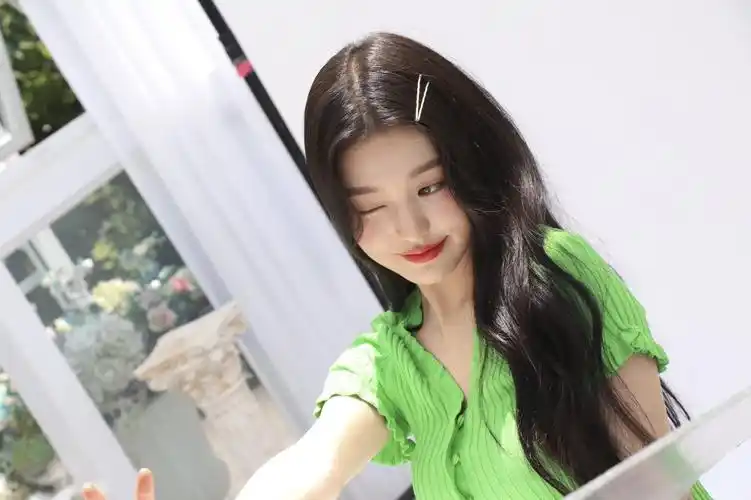 张元英 jisoo - 堆糖,美图壁纸兴趣社区