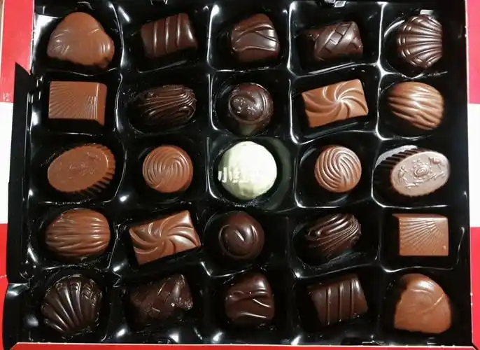 瑞典marabou阿拉丁巧克力红色礼盒