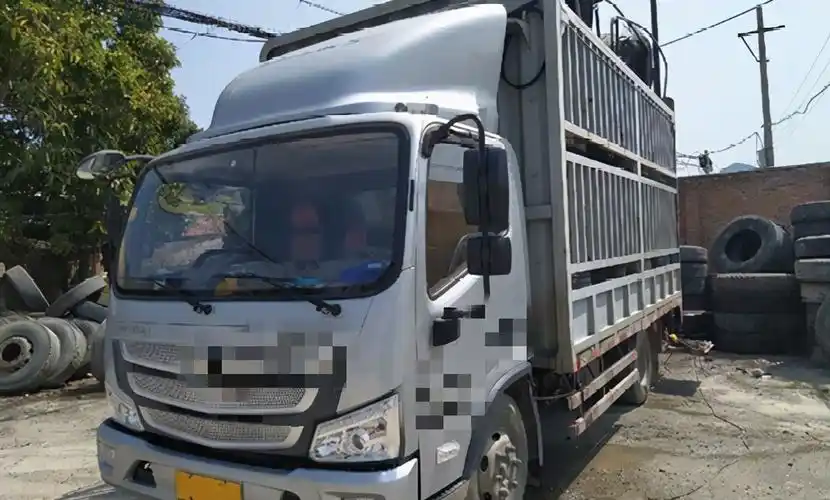 二手4.2米厢式货车价格(蓝牌不限行) - 价格百科