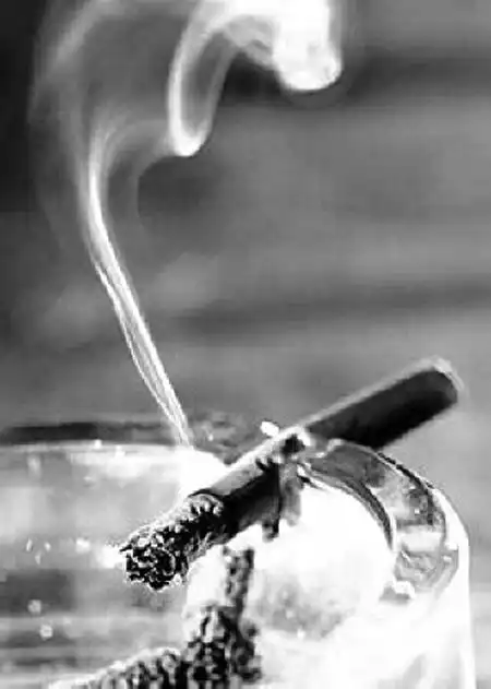 全球吐烟高手绝技大pk