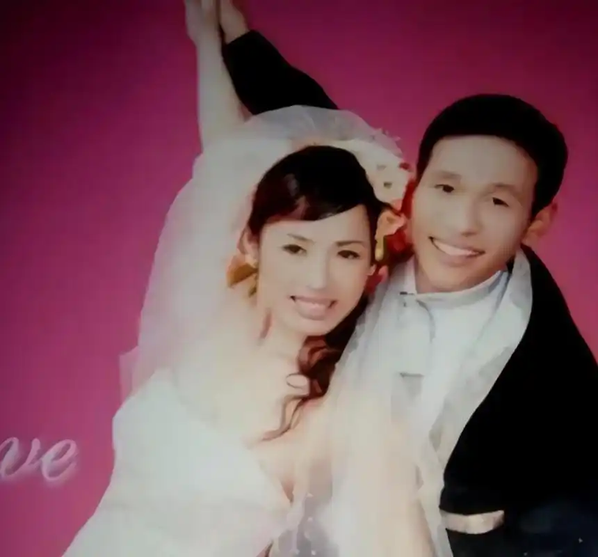 回顾宋小宝和前妻霍晓红离婚再婚娶粉丝王雪现在过得怎样