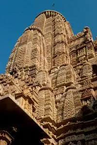 哈朱拉霍的拉克沙马那神庙毛里求斯贝尔马雷海滩的鸟瞰图.