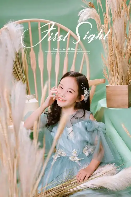 顾yan_的儿童摄影作品《女孩》