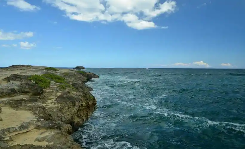 夏威夷火山岩海岸风光