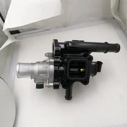 适用于雪佛兰科鲁兹节温器总成带传感器25192228