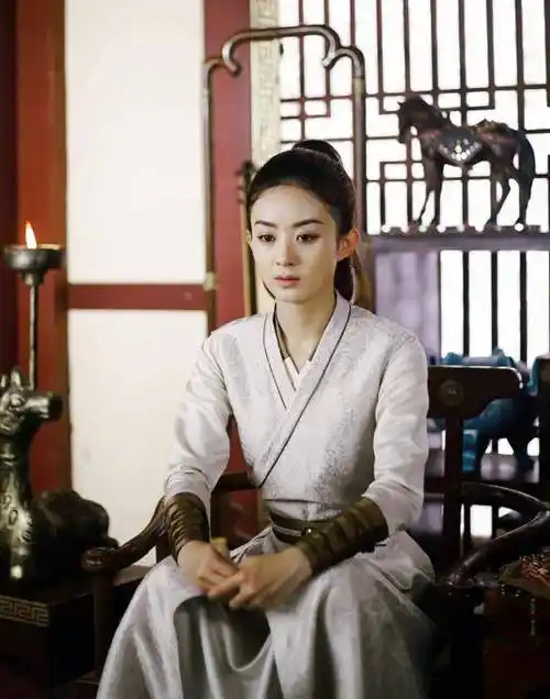 电视发布国剧榜单赵丽颖六年爆六部剧谁看了不说一句牛