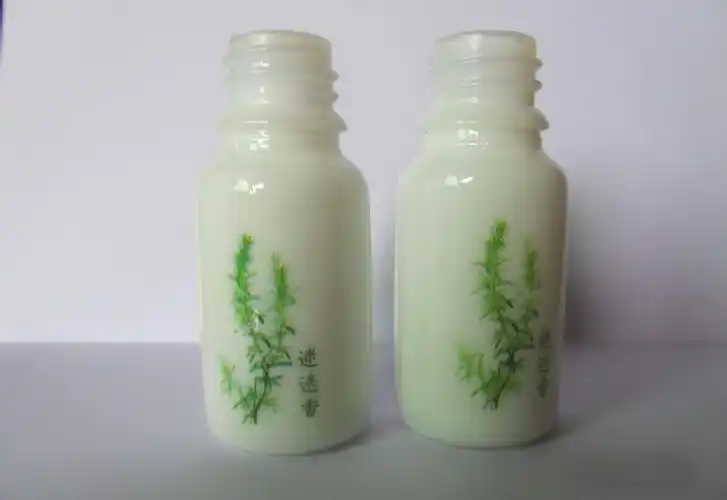 化妆品玻璃瓶贴花 白瓷瓶水标贴 水转印 喷涂