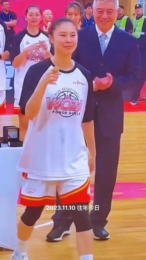 中国女篮王思雨