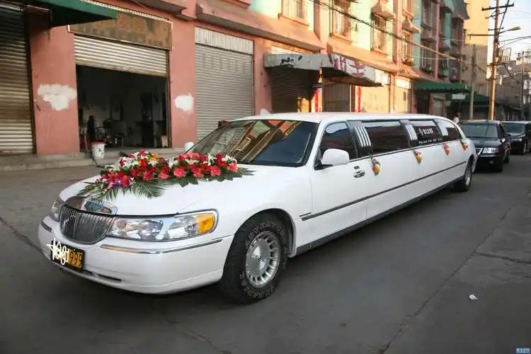 加长林肯礼宾车出租