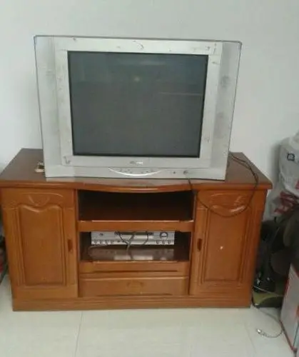 搬家转让29寸海信电视