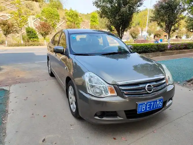 出售12年日产轩逸