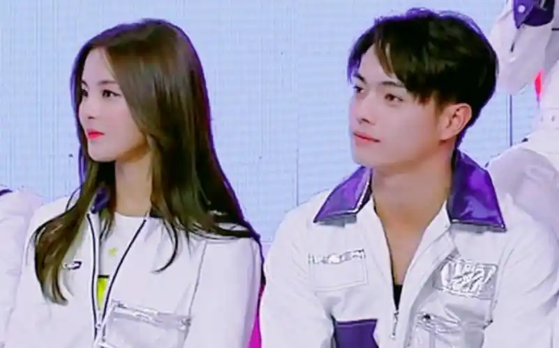 杨超越x许凯超开心cp