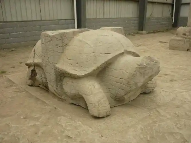 南朝陵墓石刻的梁安成康王萧秀墓石刻