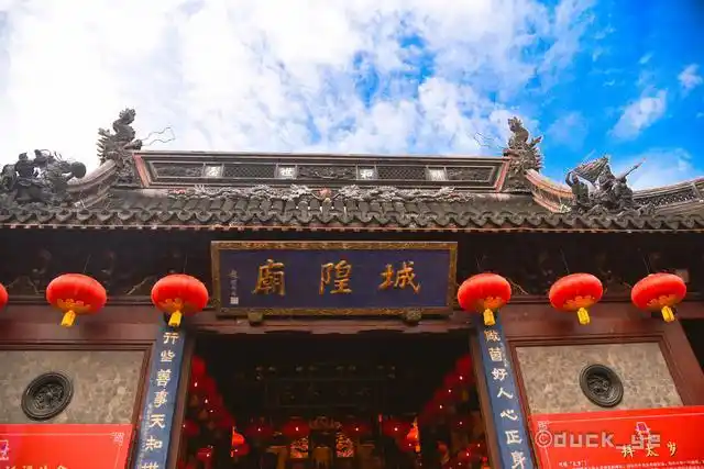 原创上海城隍庙不仅仅是庙汇集小吃金店银楼还有古典园林